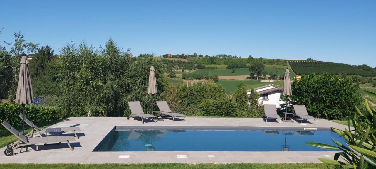 Bed and Breakfast Cascina Il Volo Moncalvo Exterior foto